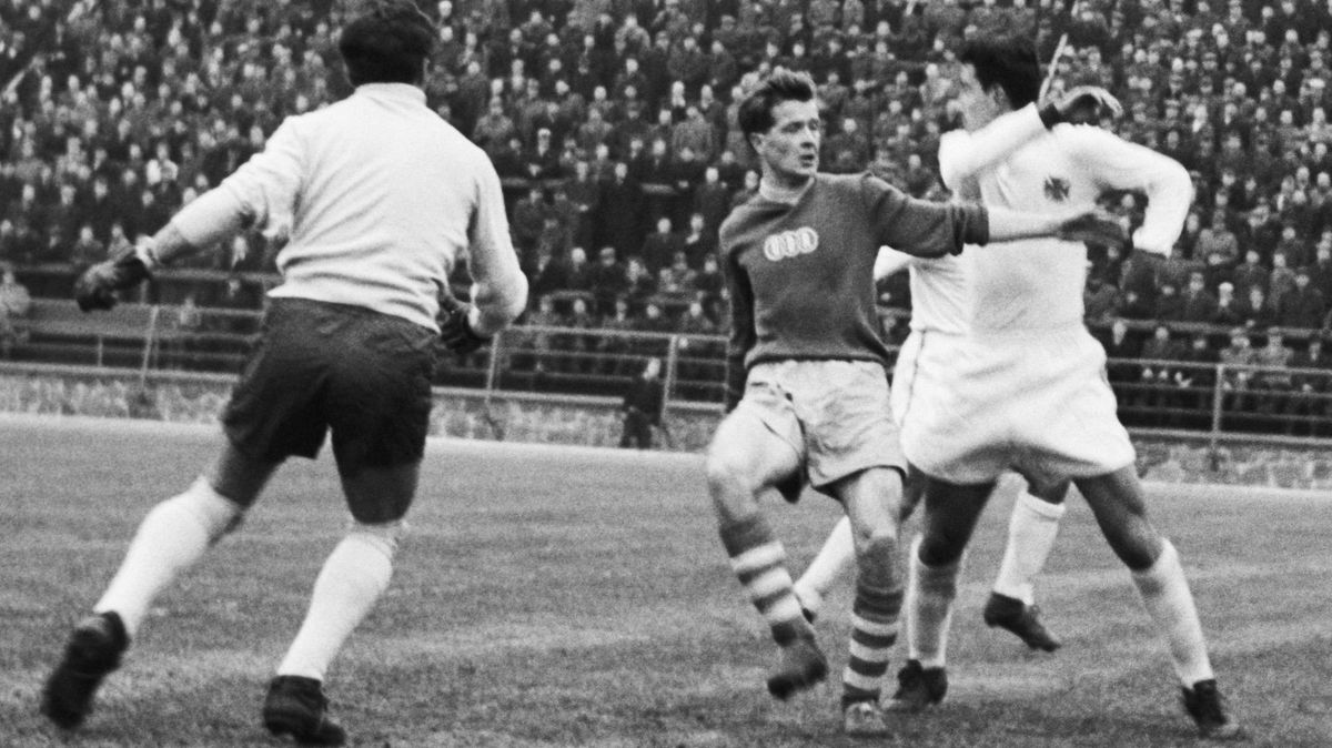 Fotbalový génius z Dukly školil Brazilce. S alkoholem ale krutě prohrával